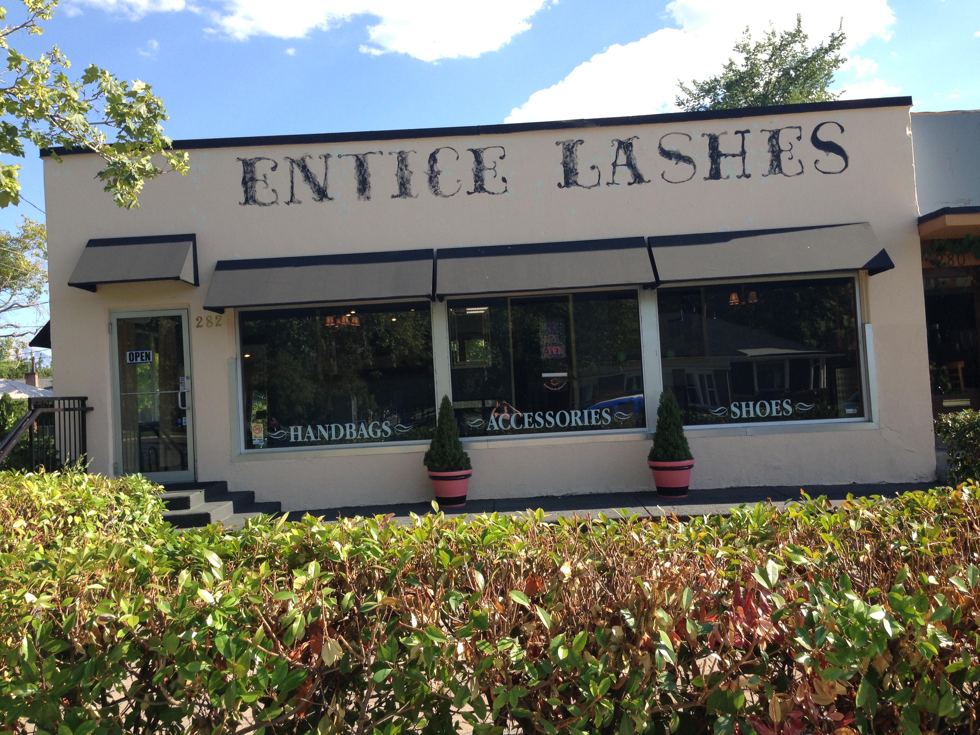 Storefront of Entice Lashes