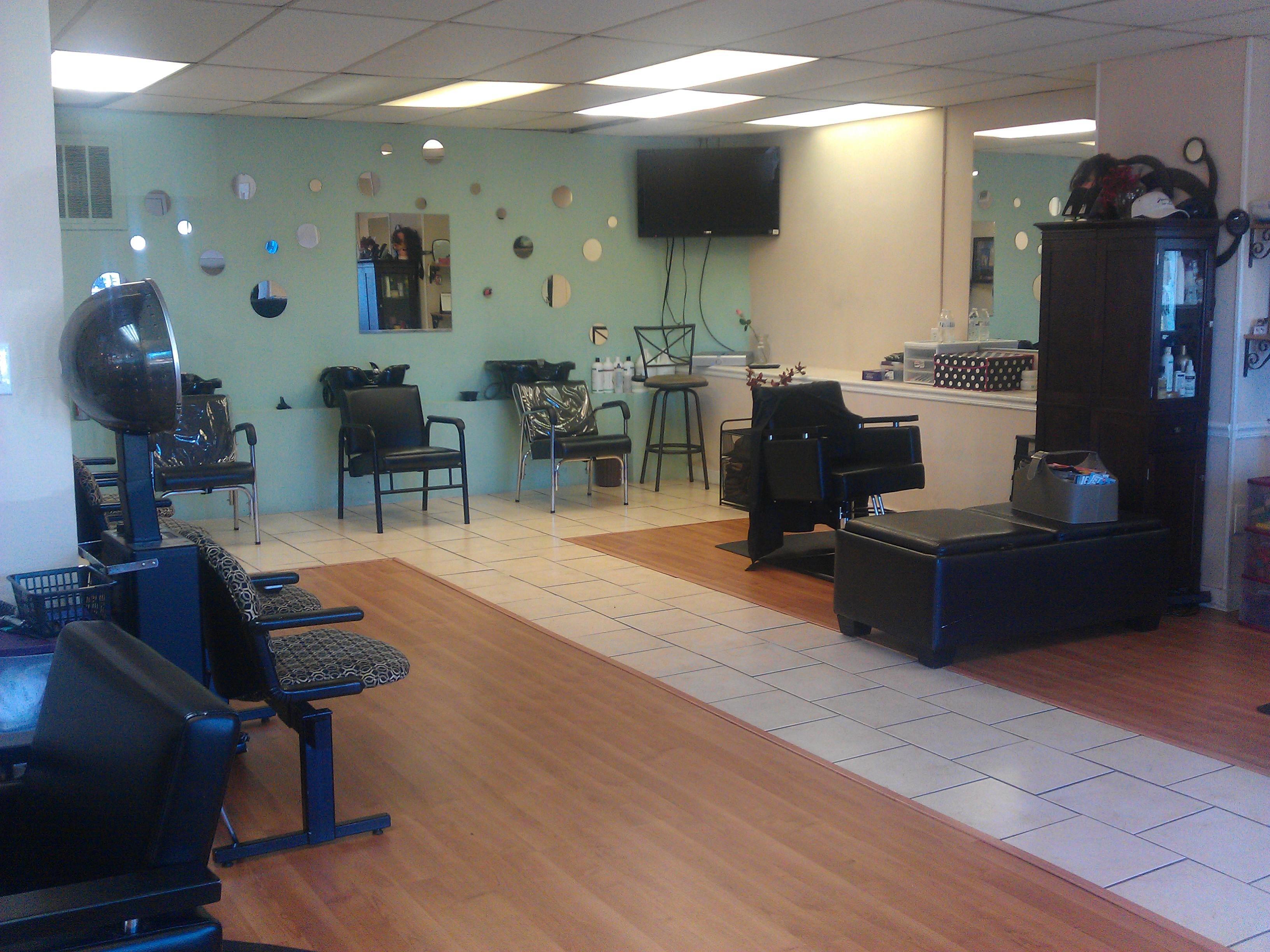 Creative Cuts Barber Shop and Salon