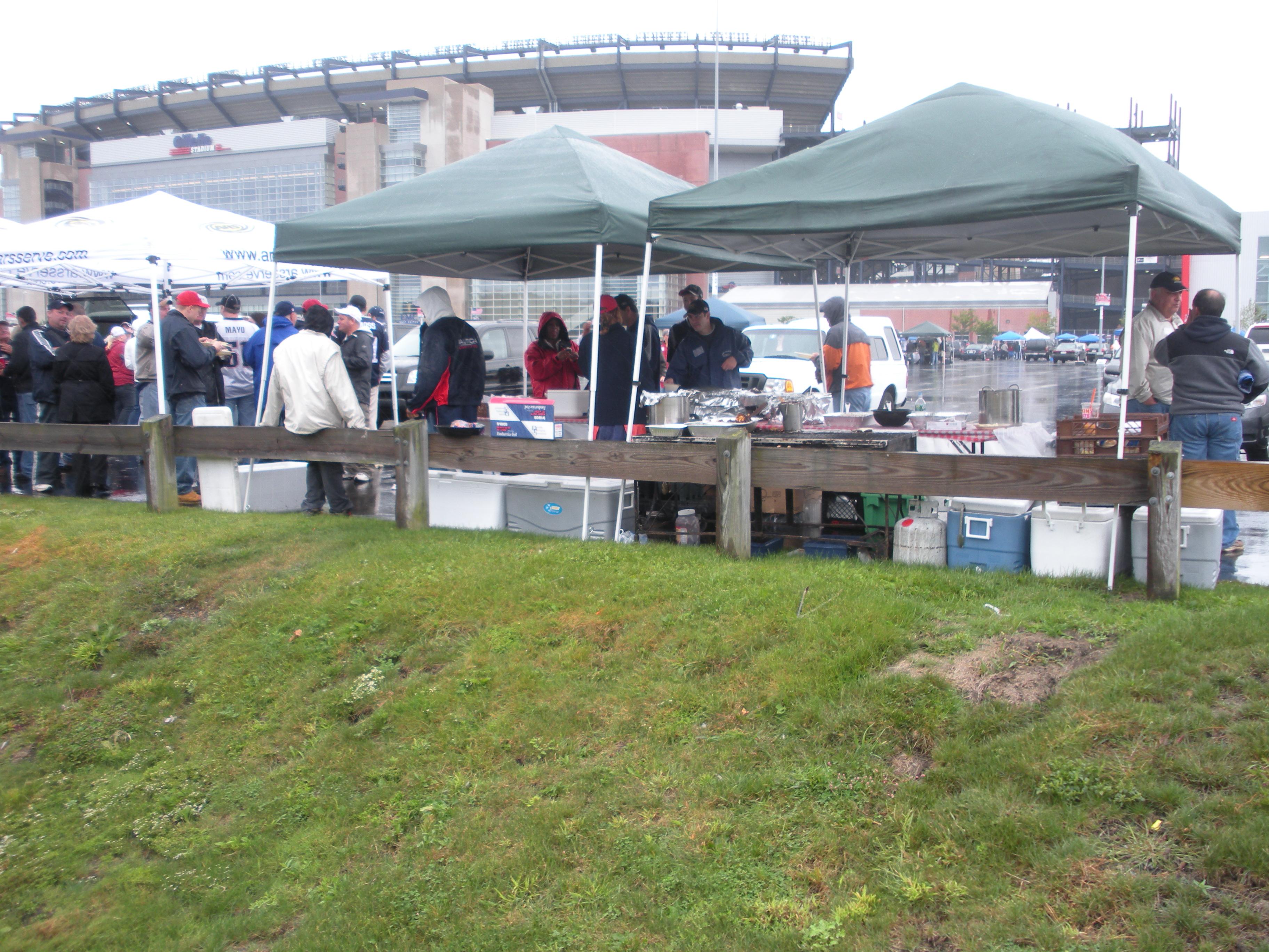 Tailgating !!  Clambakes, BBQ, Pig Roasts and more