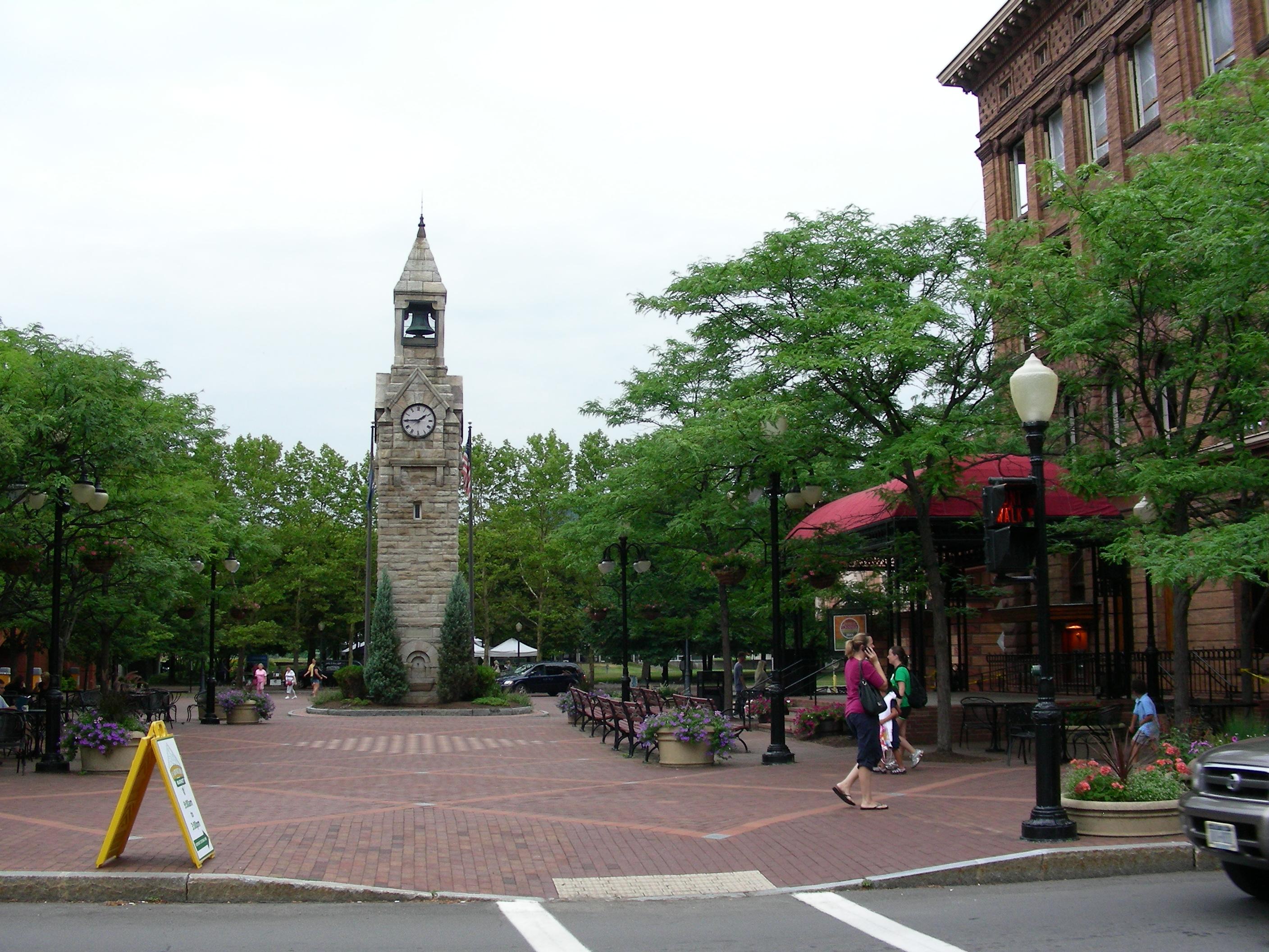 Centerway Square, adjacent to ExecuCenter, with plaza and bandstand.