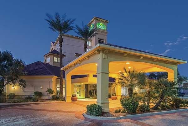 La Quinta Inn & Suites By Wyndham Phoenix Mesa West