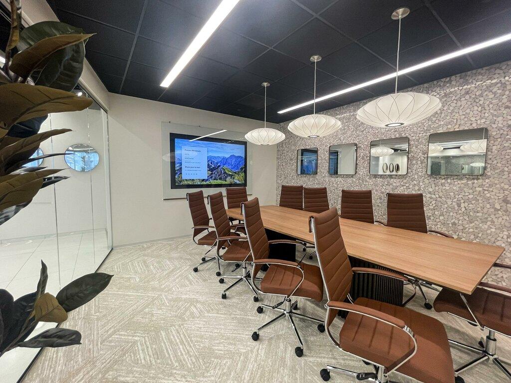 Lucid Private Offices - River Oaks / Greenway