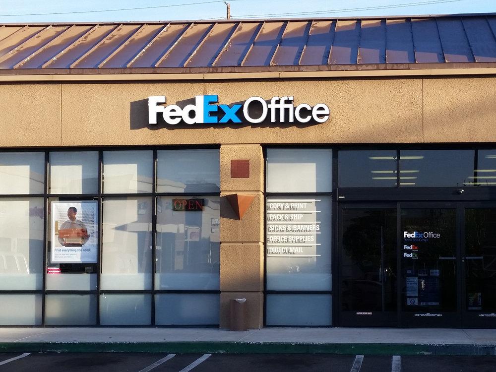 FedEx Office Print & Ship Center