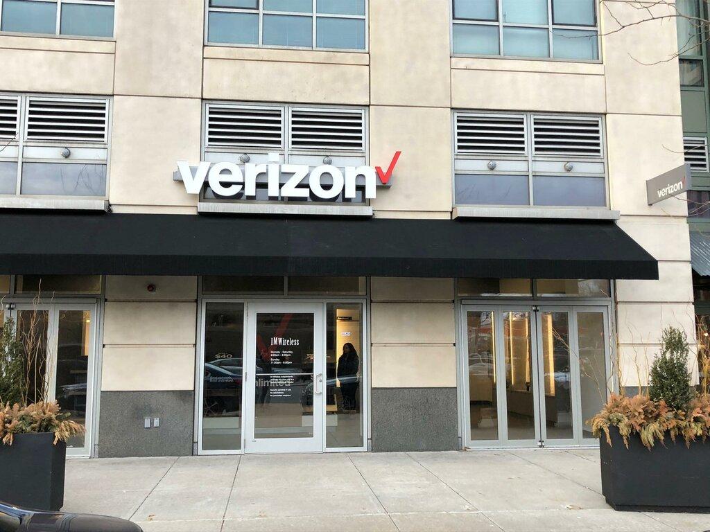 Russell Cellular-Verizon Authorized Retailer