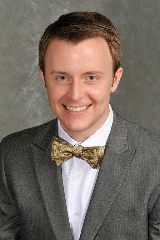 Edward Jones - Financial Advisor: Max Miller