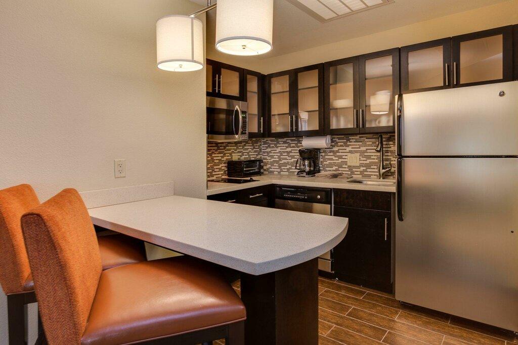 Staybridge Suites Atlanta Airport, an IHG Hotel