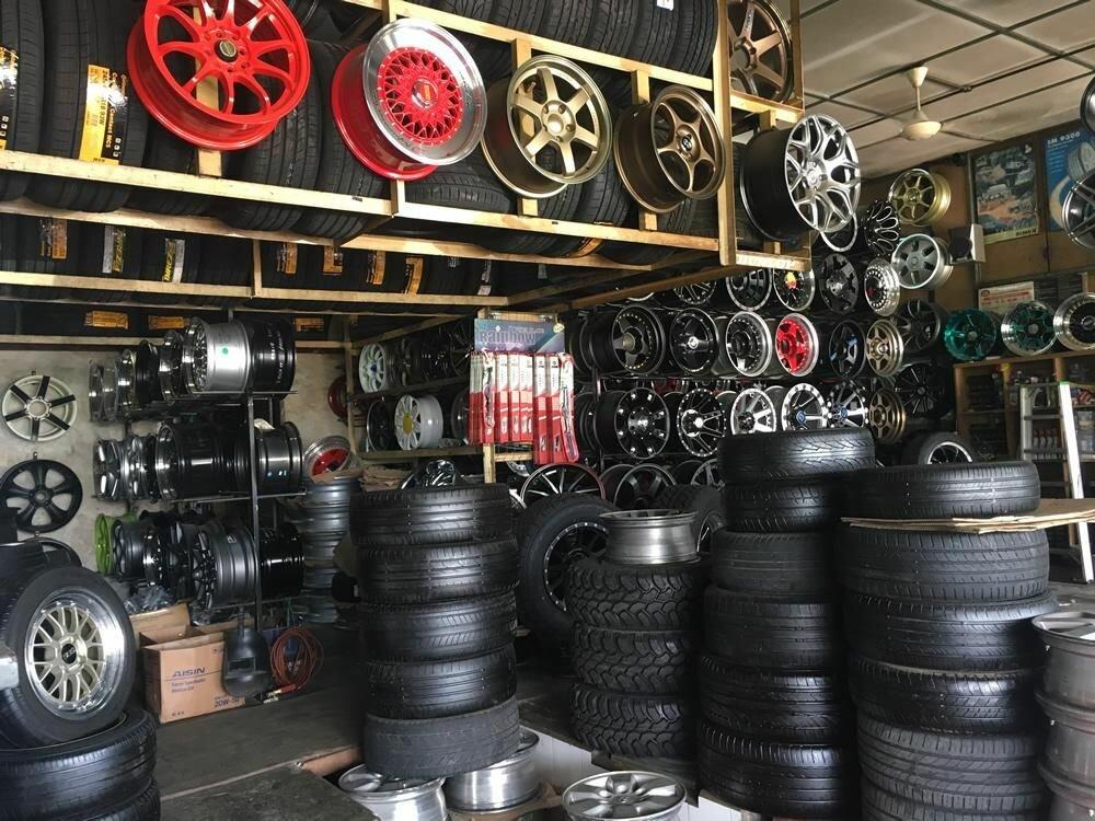 Cesar's Tire Shop