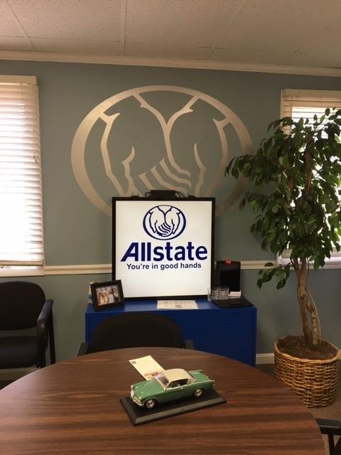 Robin Hill, Allstate Insurance Agent