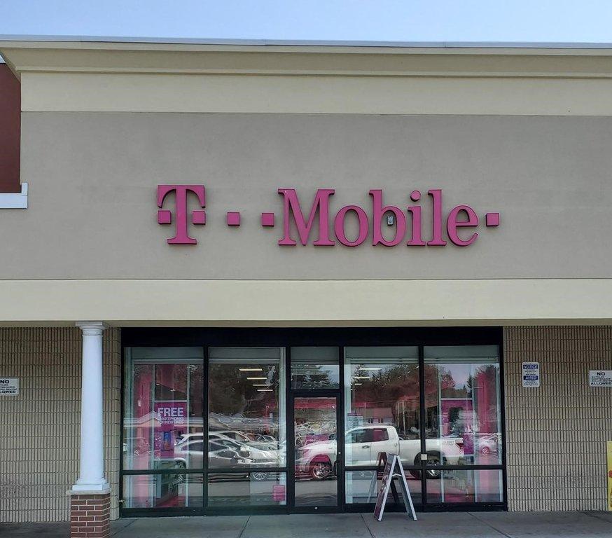 Metro by T-Mobile Authorized Retailer