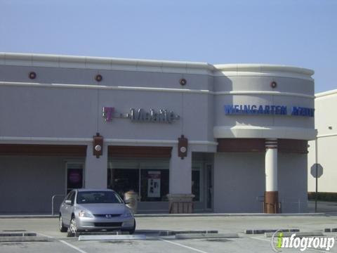 Northridge Shopping Center-Oakland Park, A Kimco Property