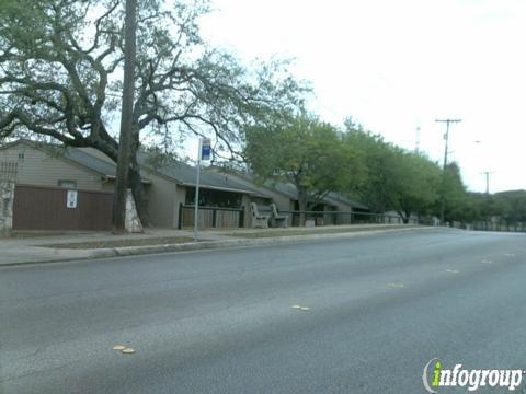 Country Club Village Apartments