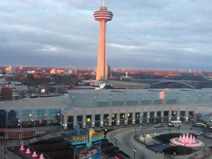 FOUR POINTS BY SHERATON Niagara Falls Fallsview