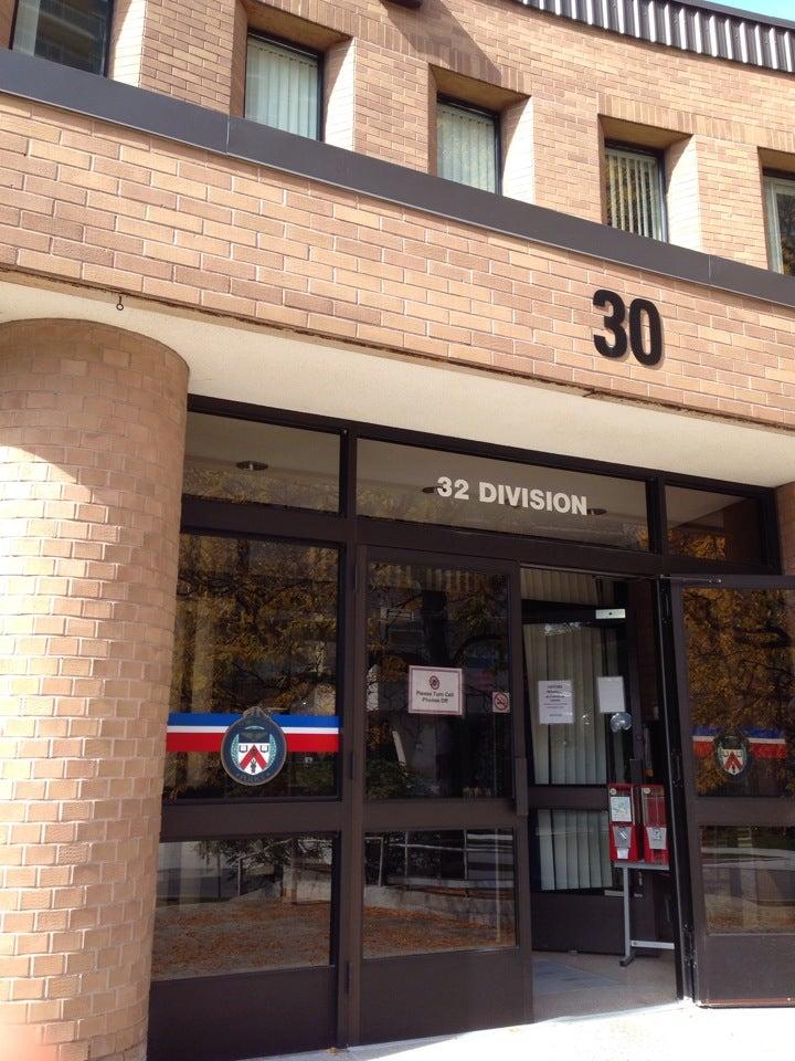 Toronto Police Service 32 Division