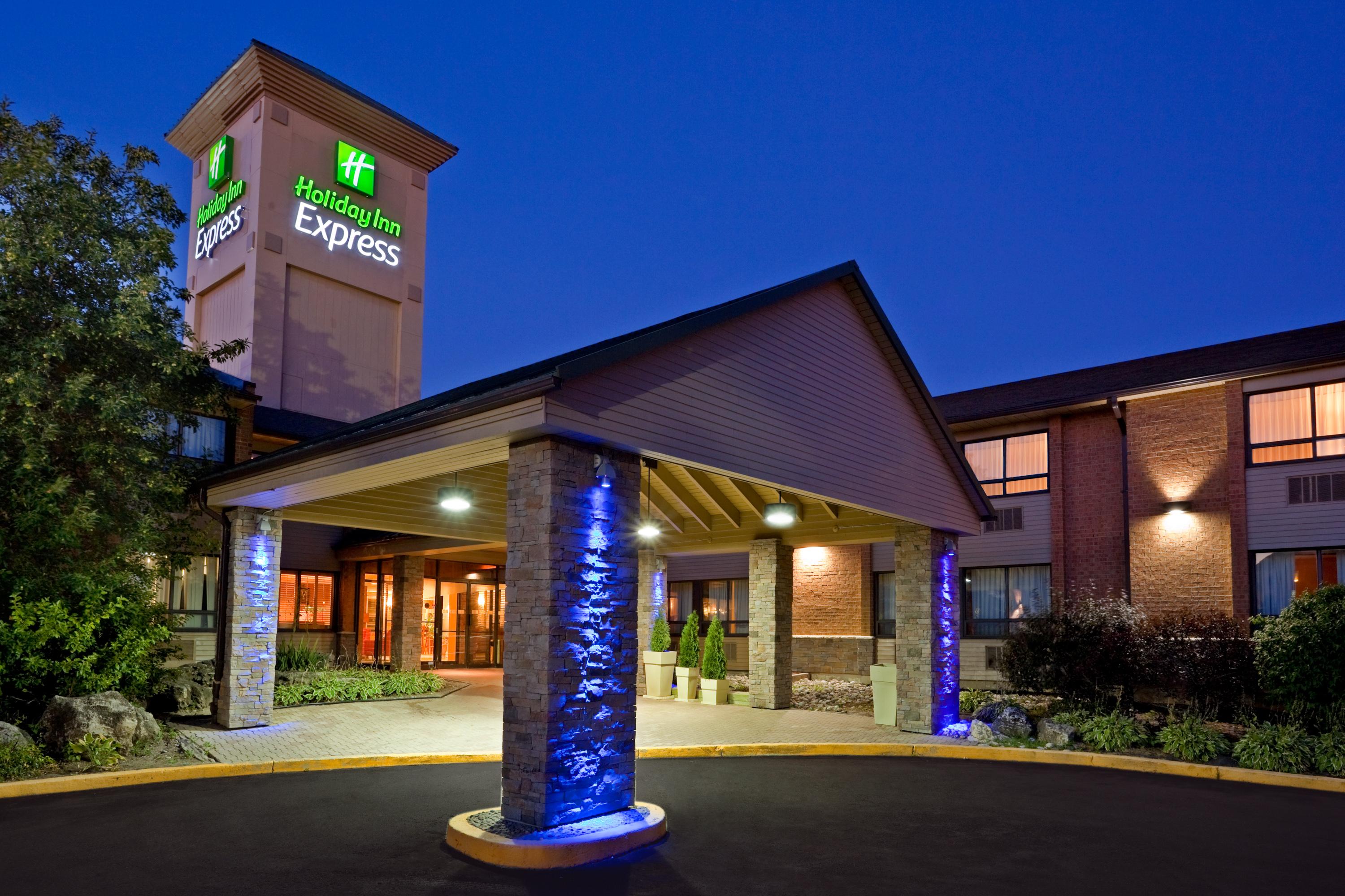 Holiday Inn Express Toronto East - Scarborough, an IHG Hotel