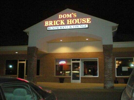 Dom's Brickhouse Restaurant and Lounge