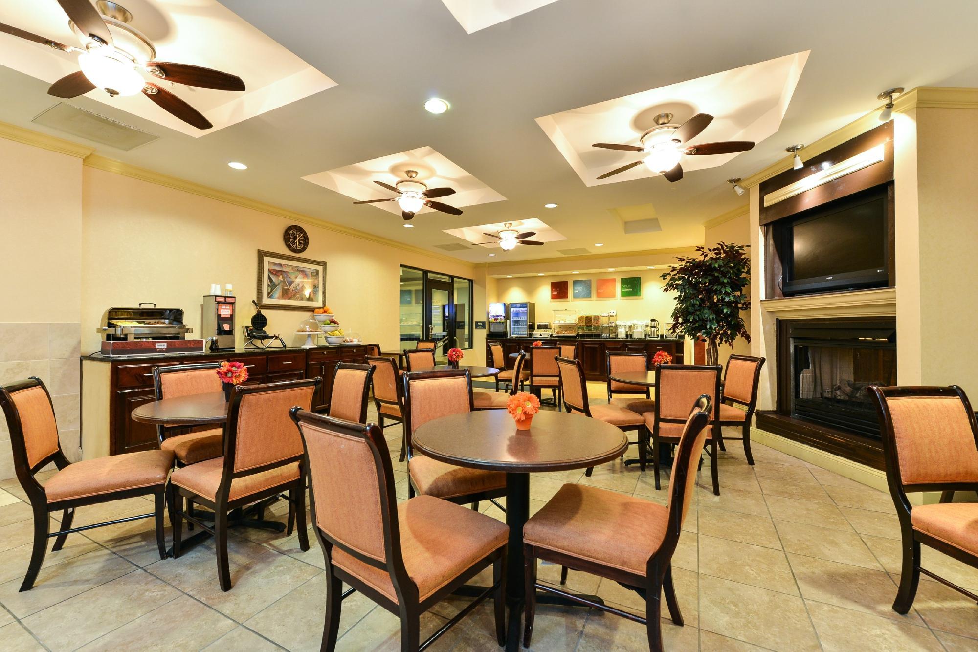 Comfort Suites near MCAS Beaufort