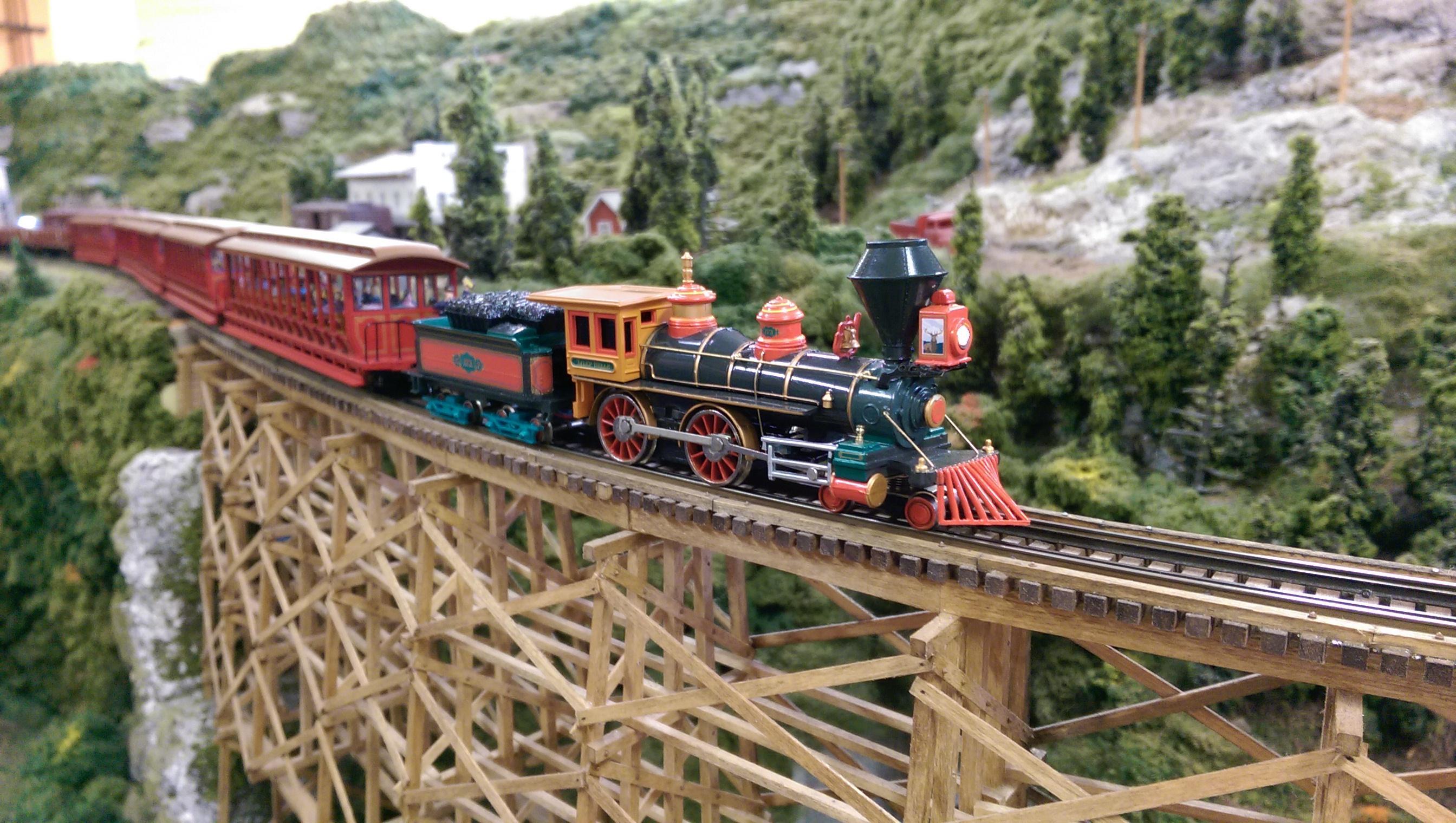 Apple Valley Model Railroad Club