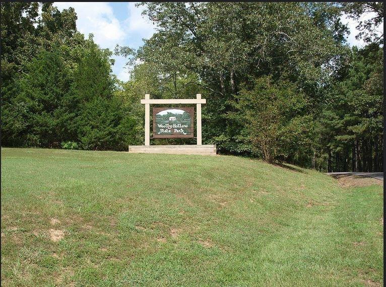 Woolly Hollow State Park