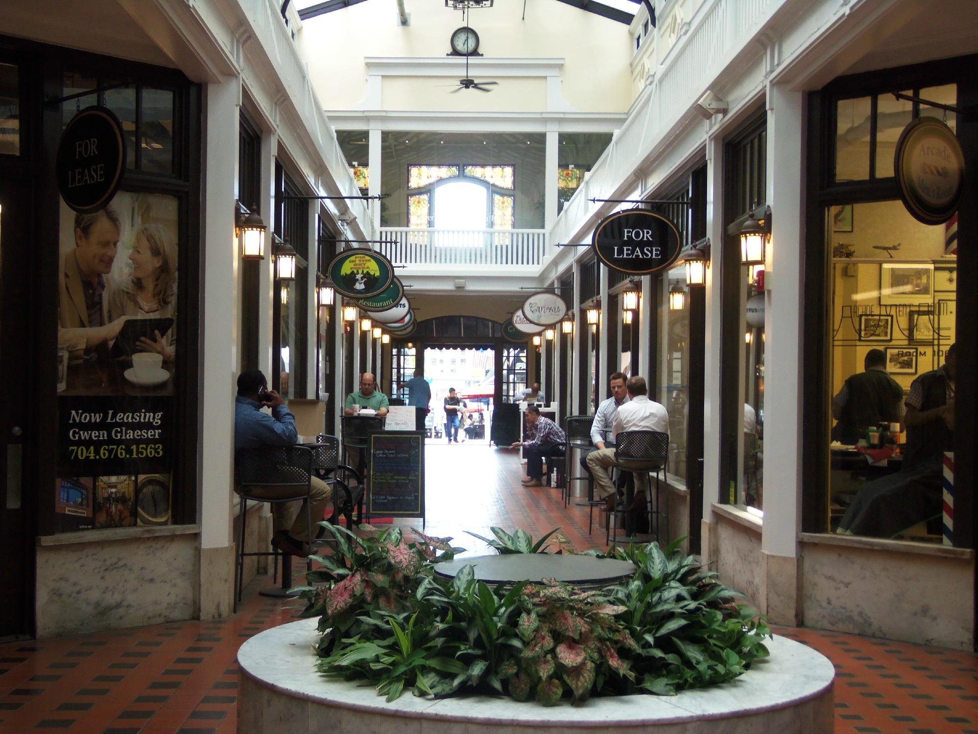 Latta Arcade