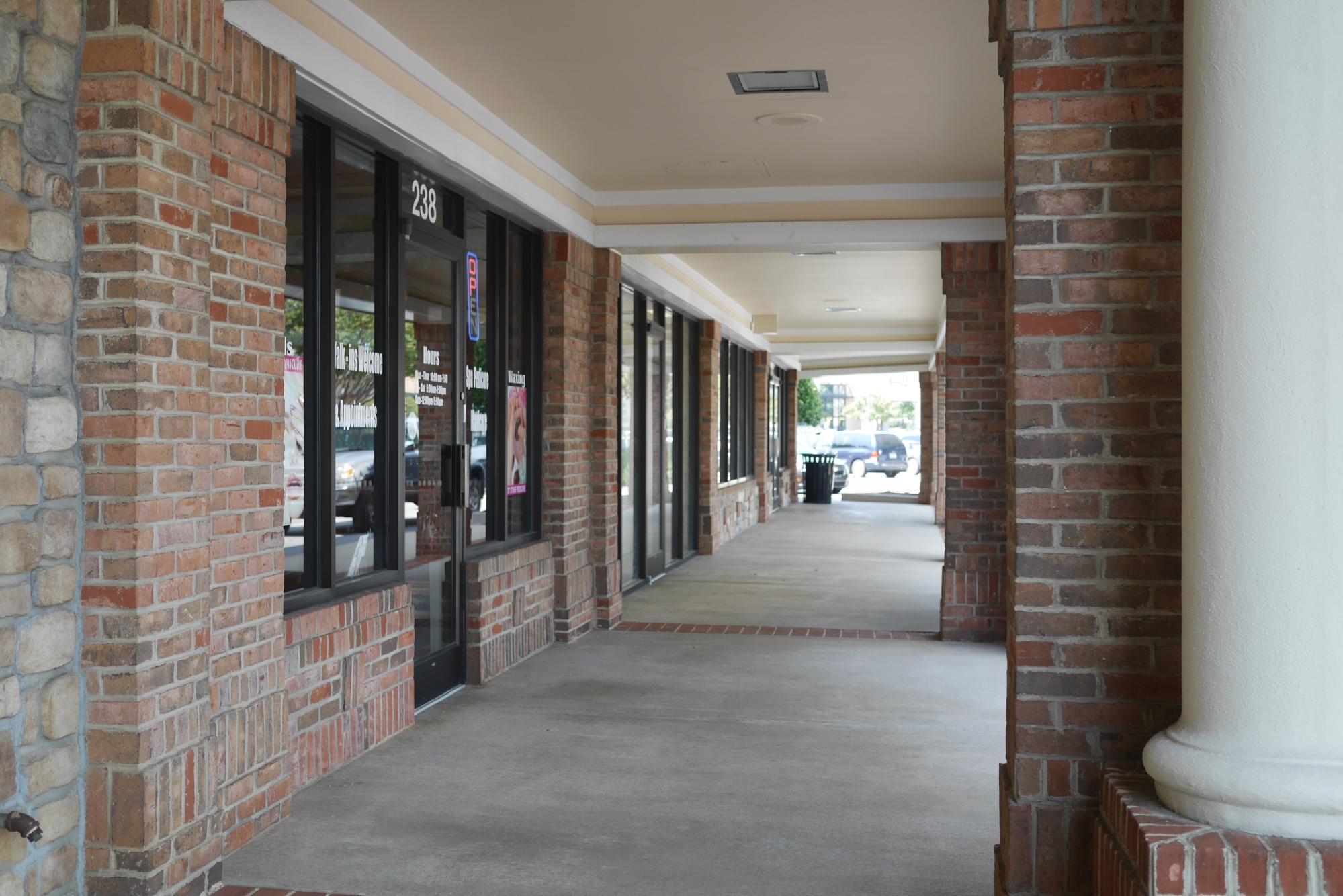 Salon Lofts Crossroads Plaza