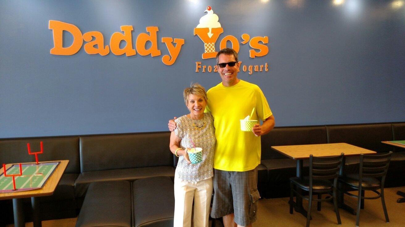 Daddy Yo's Frozen Yogurt