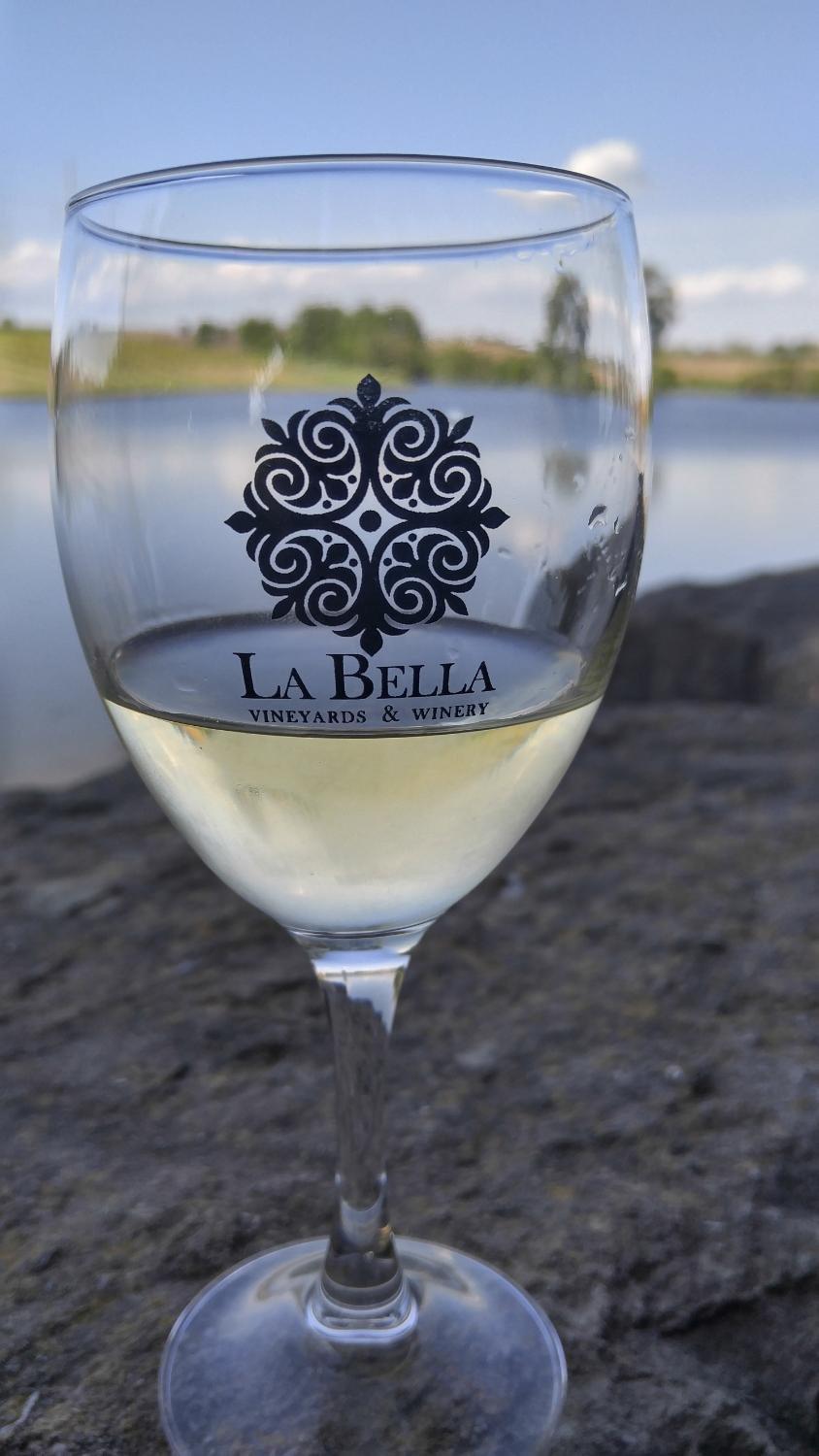 La Bella Vineyards & Winery