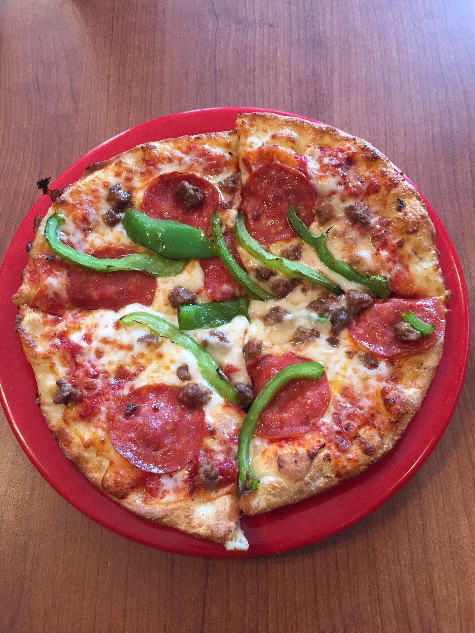 Snappy Tomato Pizza