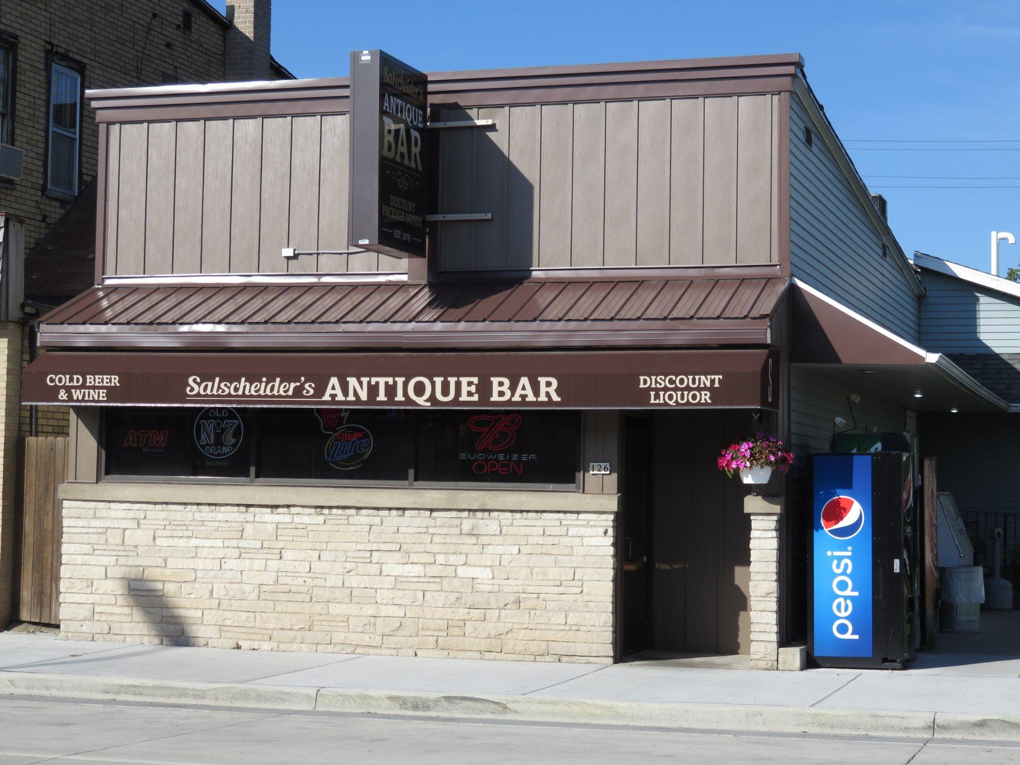 Salscheider's Antique Bar & Liquor