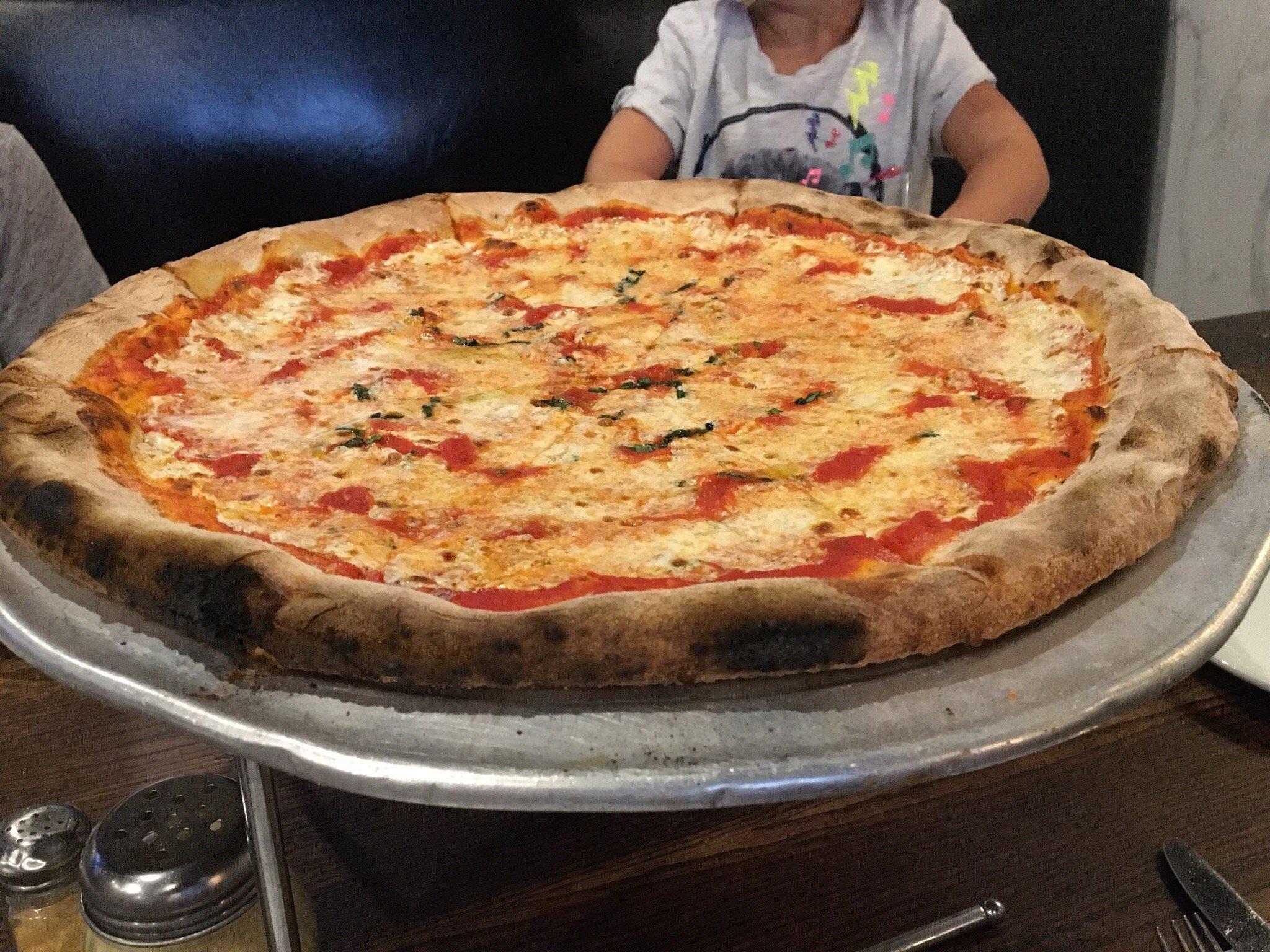 Frankie & Fanucci's Wood Oven Pizzeria