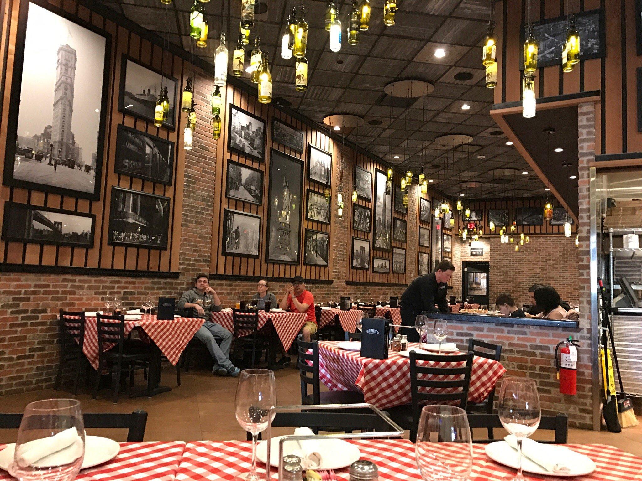 Grimaldi's Pizzeria