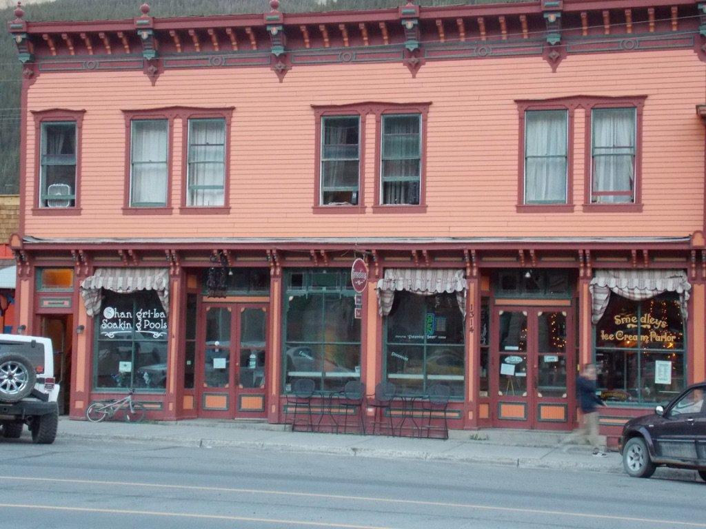 Smedley's Ice Cream Parlor and Espresso Coffe