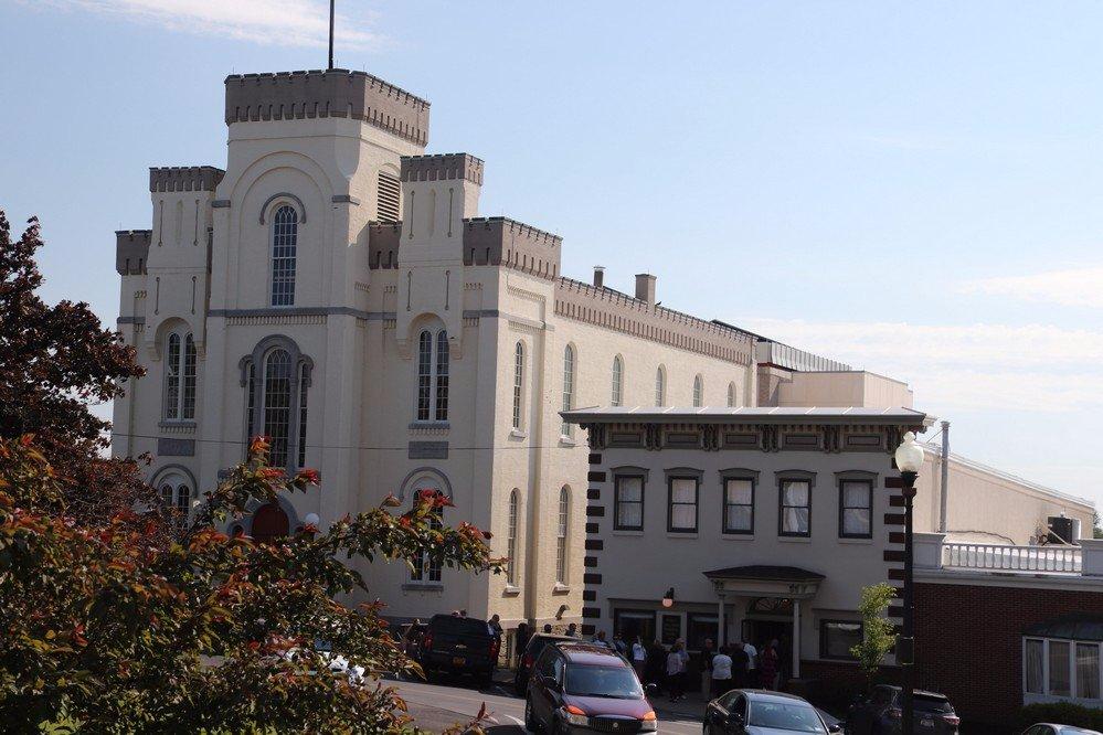 Oswego Public Library