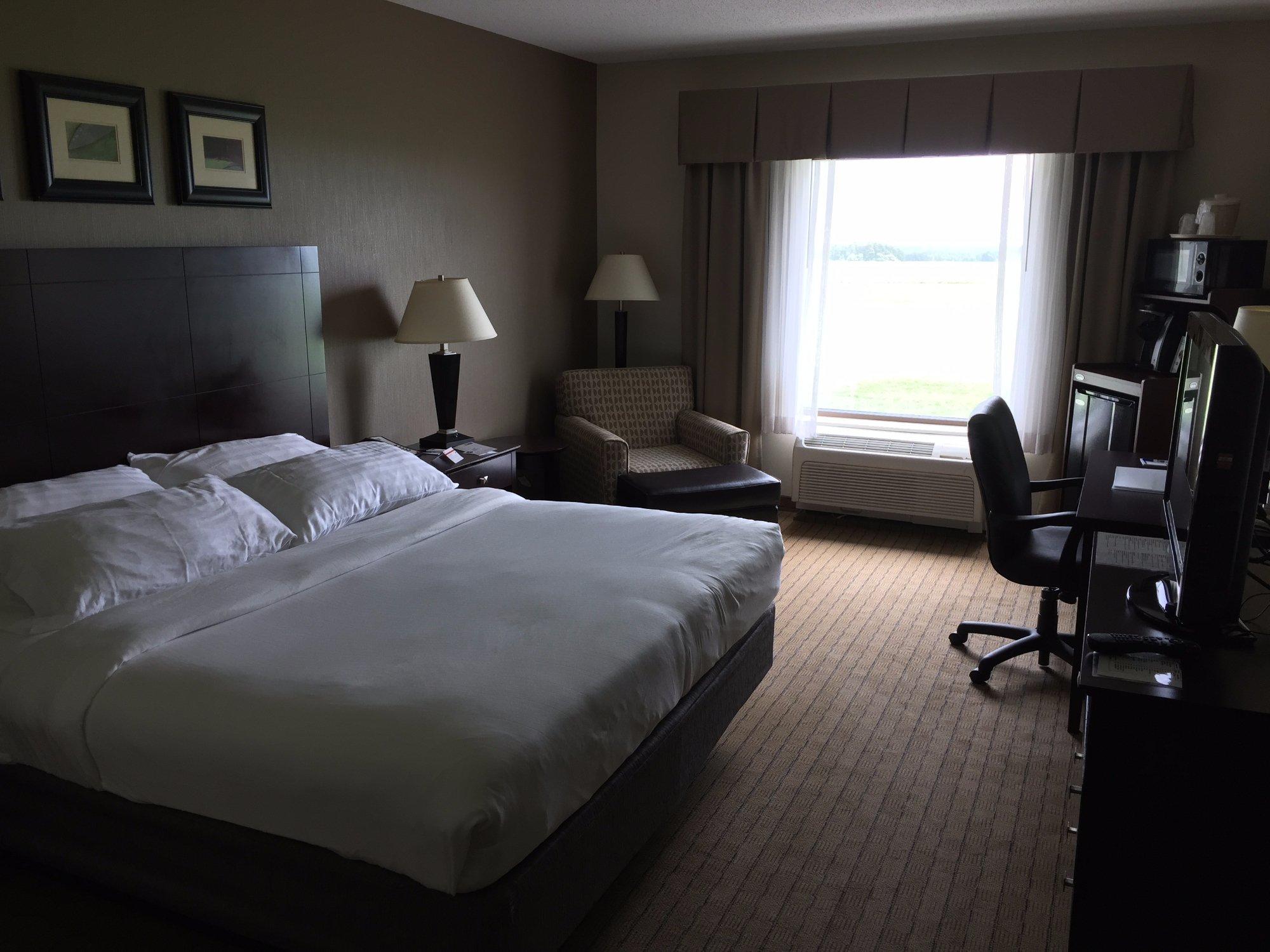 Holiday Inn Express & Suites Malone, an IHG Hotel