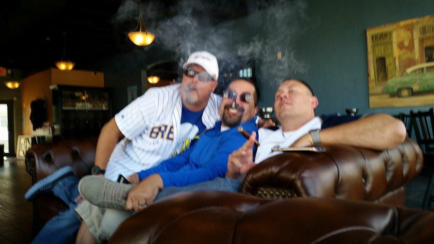 Havana Lounge & Cigar