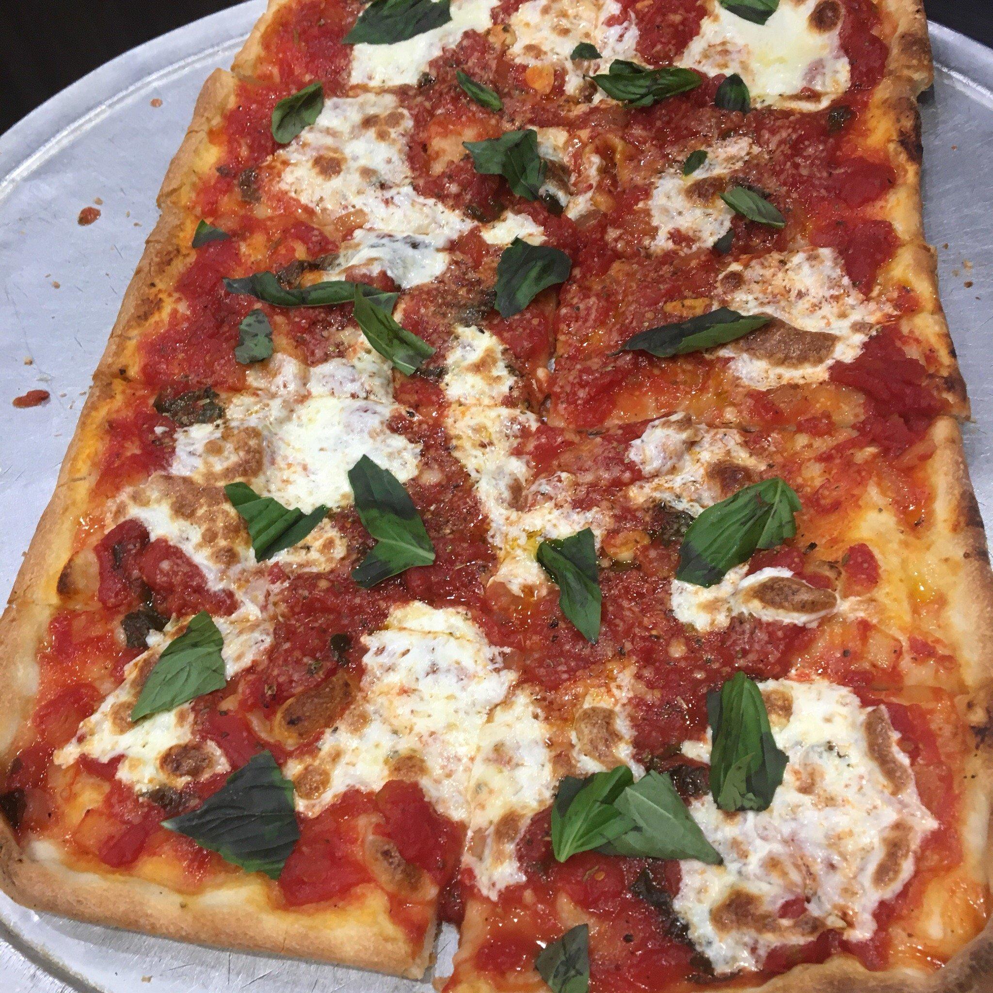 Sal's Pizza and Italian Kitchen