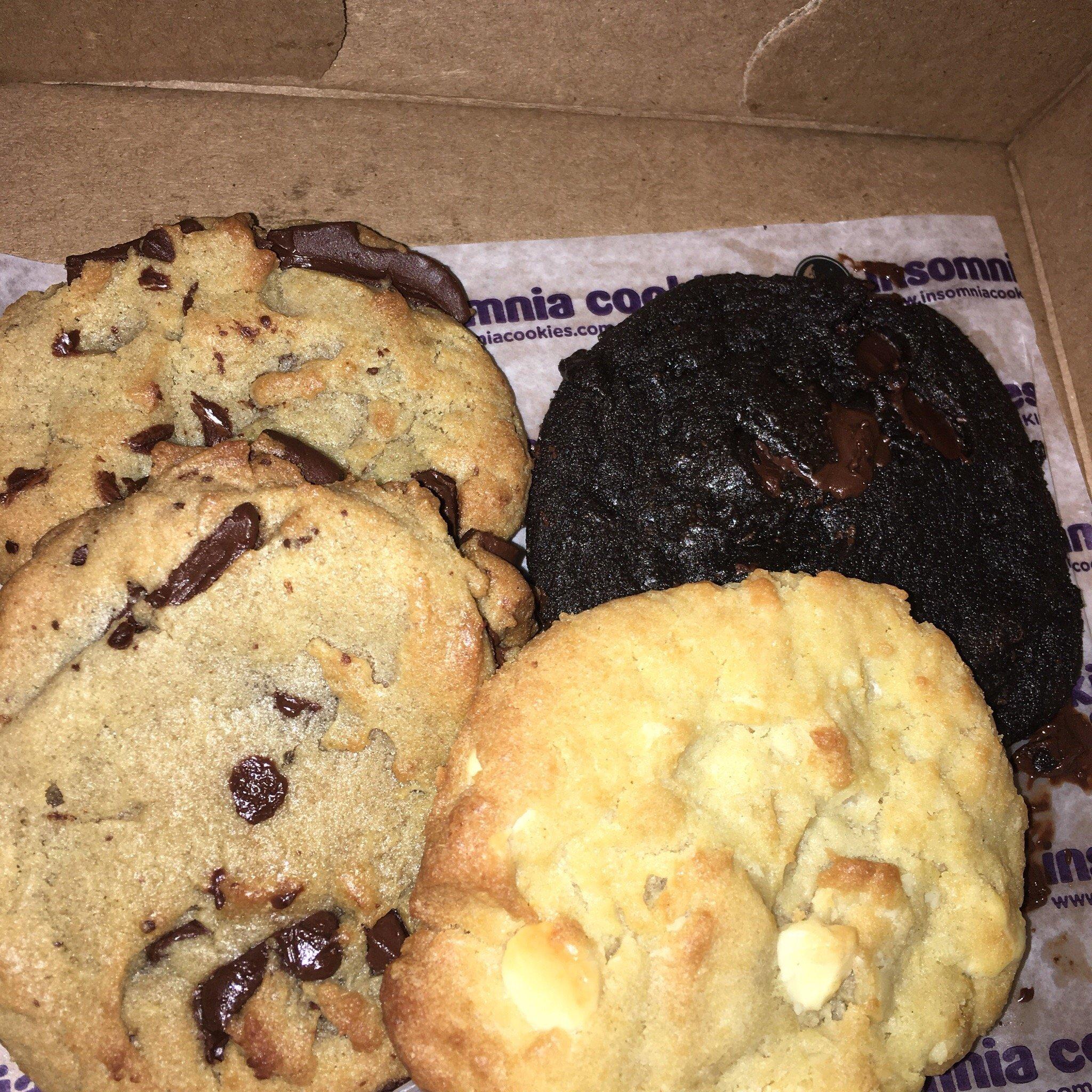 Insomnia Cookies