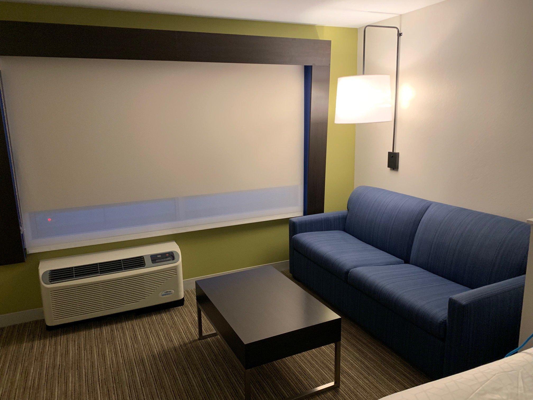 Holiday Inn Express & Suites Indianapolis NW - Zionsville, an IHG Hotel