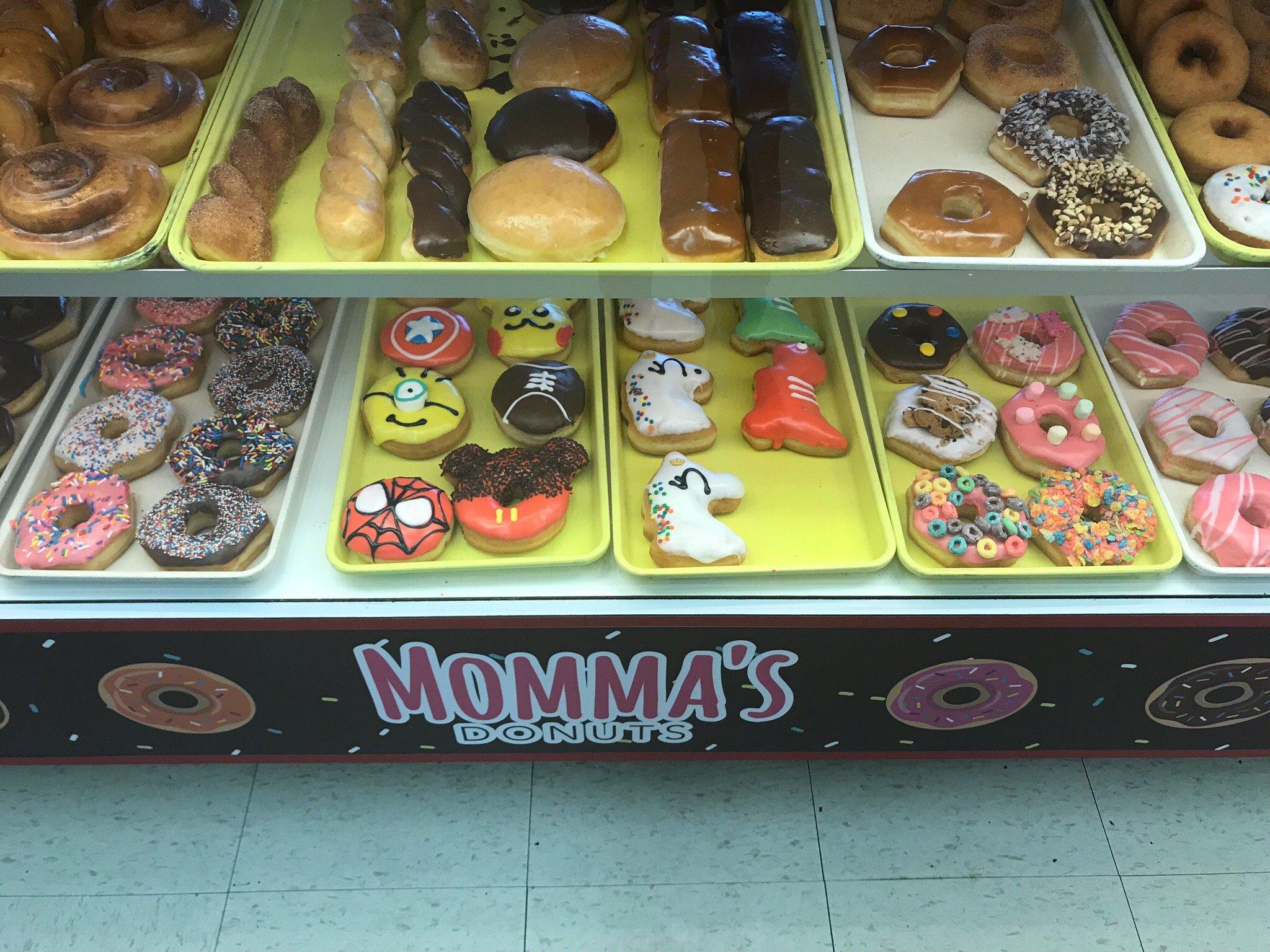 Momma's Donuts