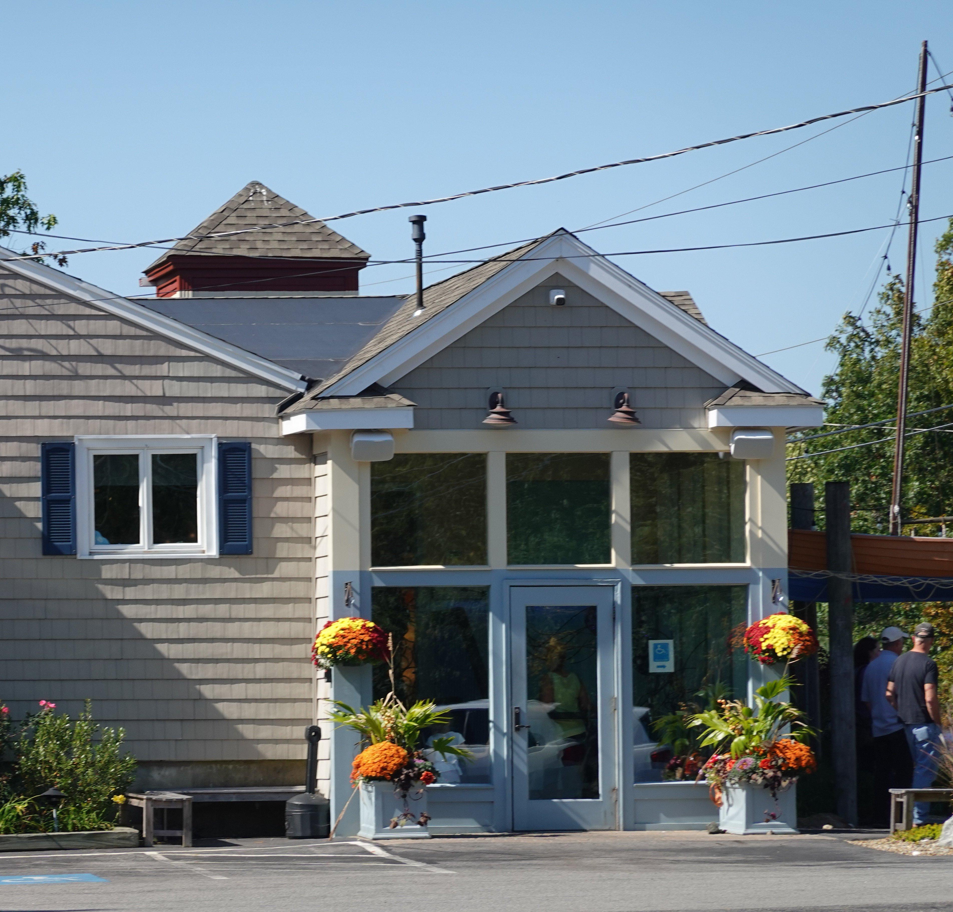 Boat House Grille