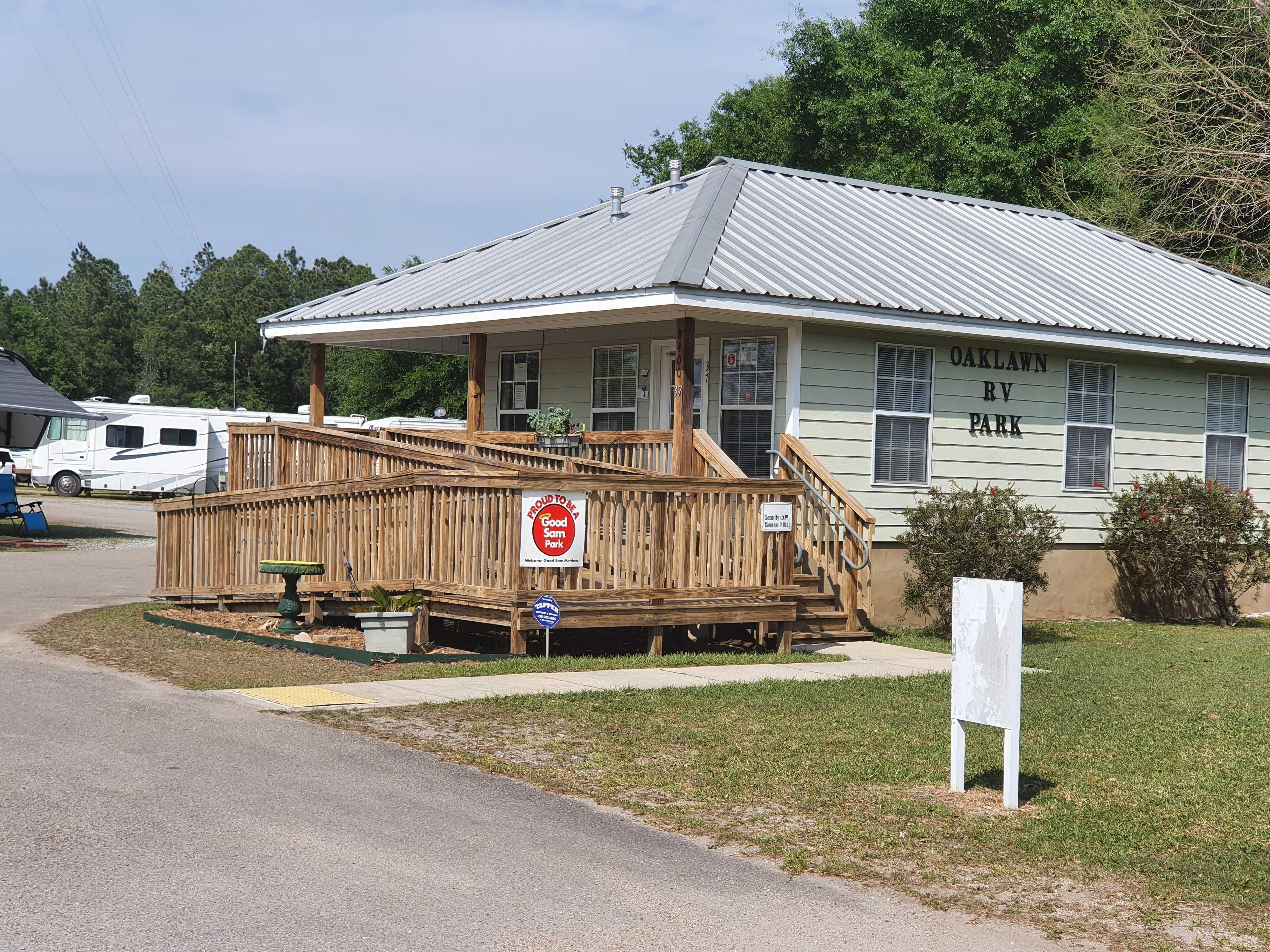 Oaklawn RV Park