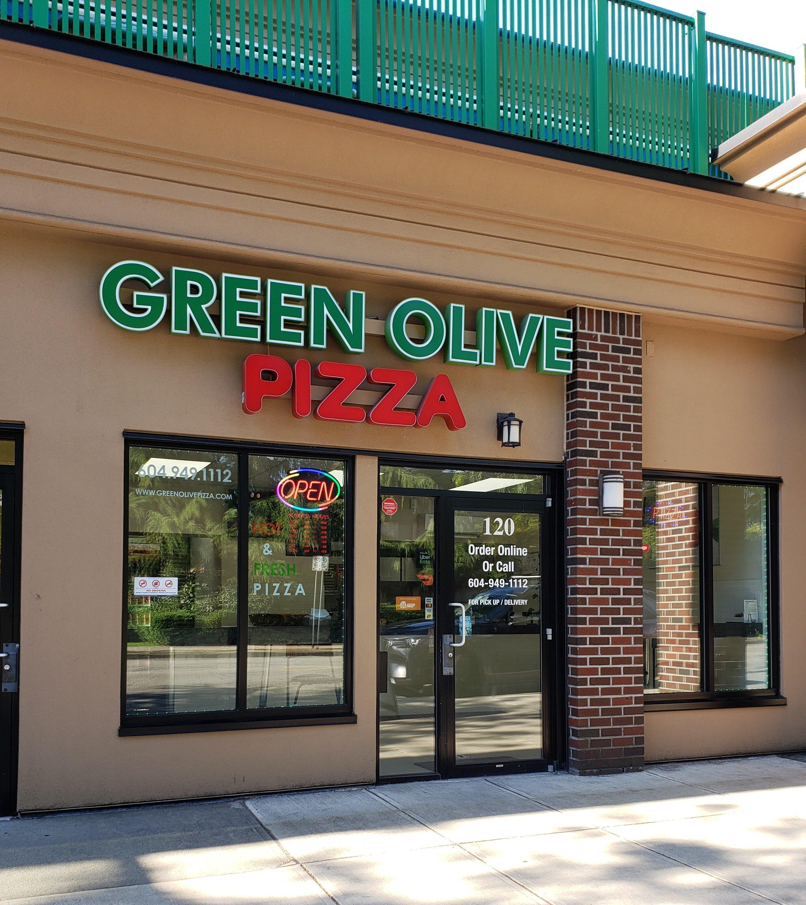 Green Olive Pizza