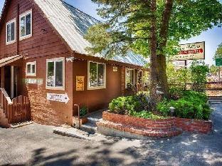 Sleepy Hollow Cabins & Hotel