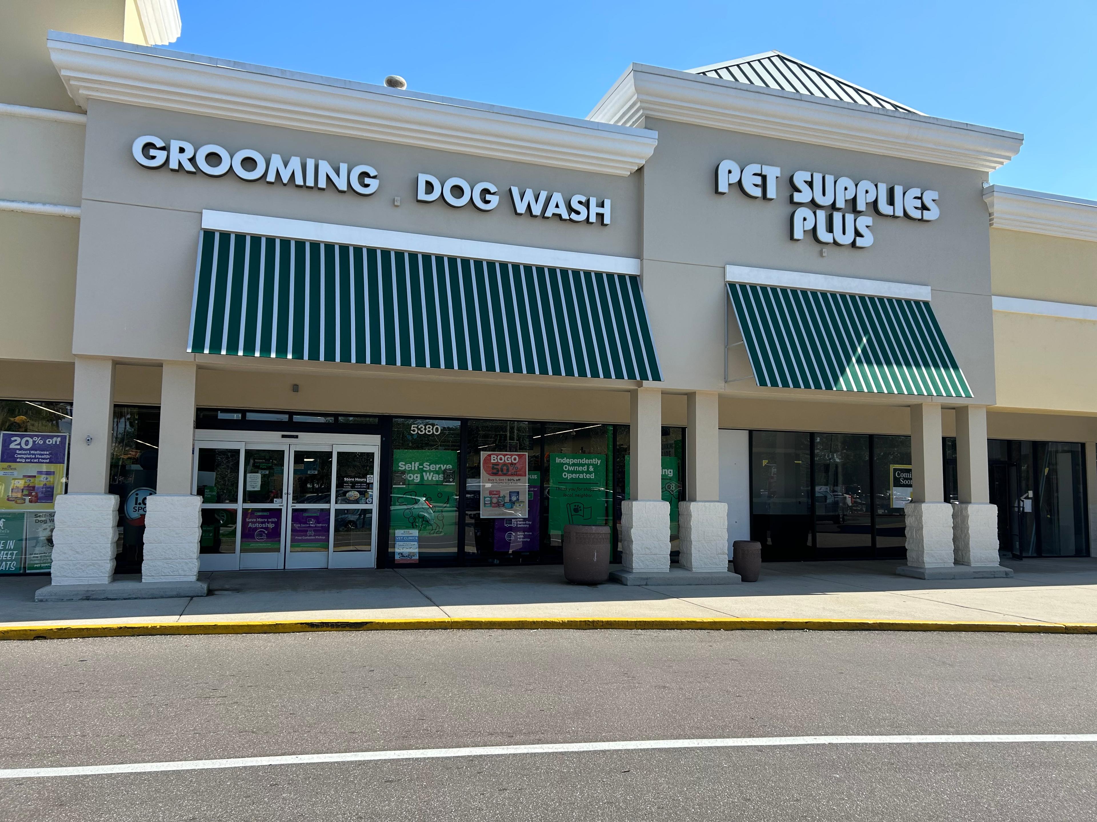 Pet Supplies Plus - Sarasota East