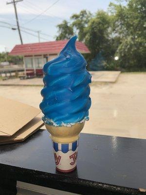 Blue raspberry dip cone