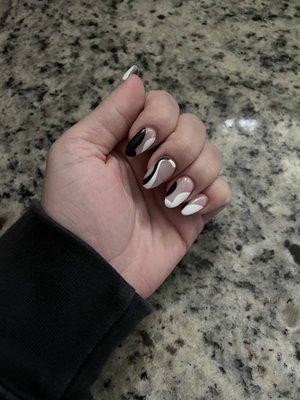 Famous Nails