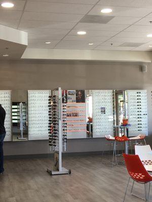 A variety if eyeglasses with thorough support from staff