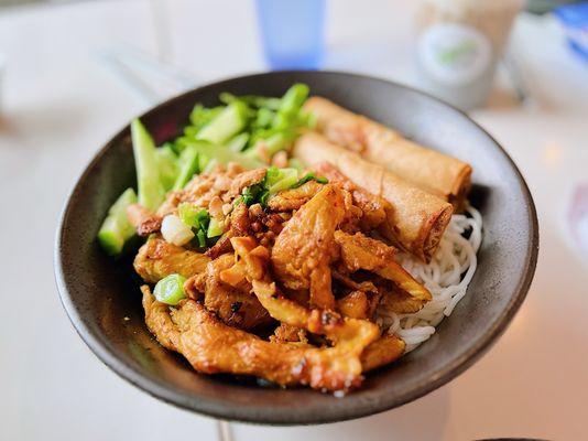 Charbroiled chicken & Egg Roll Vermicelli