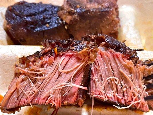 Burnt ends - nice chunks of brisket with good seasoning, smoke flavor and bits of bark