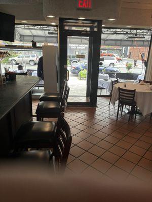 Nice clean comfortable dining area