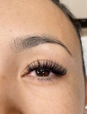 Volume eyelash extensions